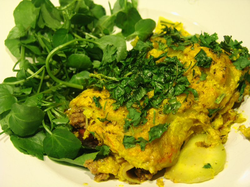 Groene linzen lasagne met gele paprikasaus