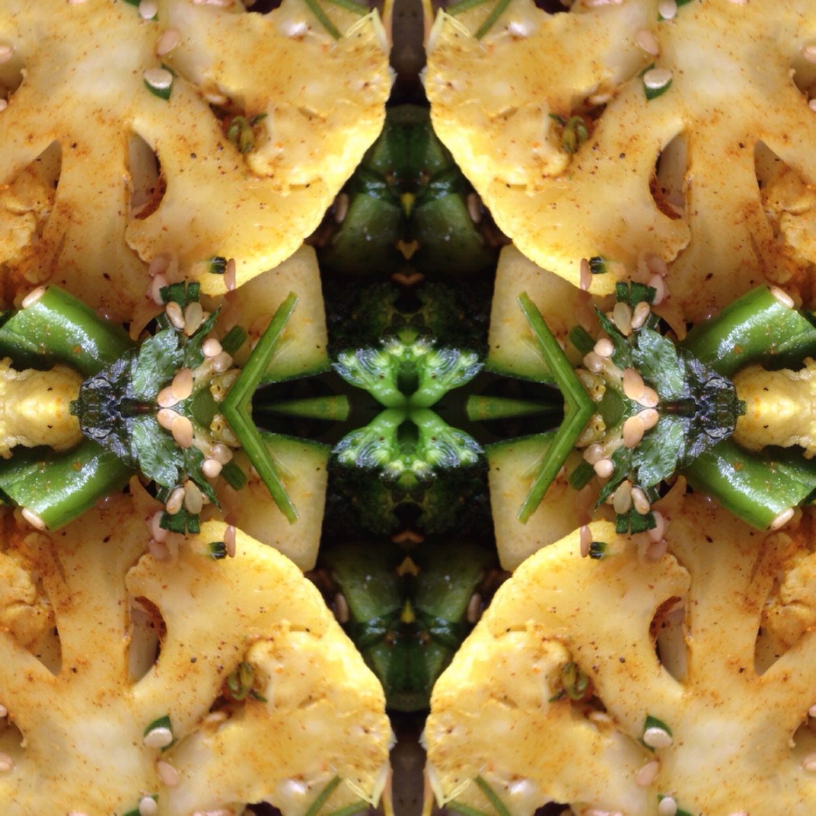 Bloemkool, broccoli en snijbonen in kurkuma