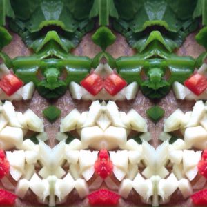 Verse andijvie, rode peper en knoflook