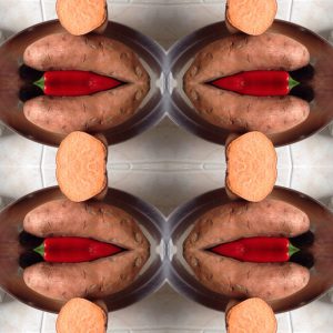 Zoete aardappel en een rode peper