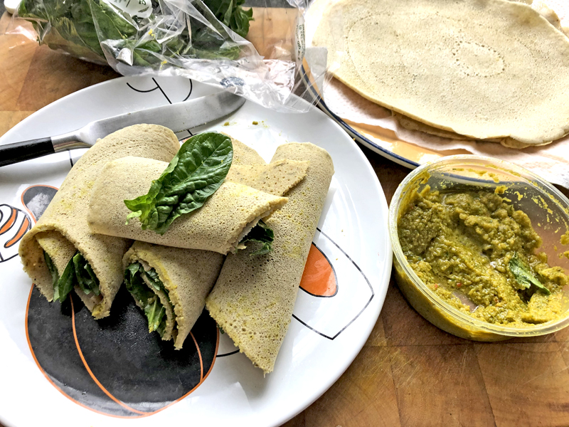 Boekweit wrap met tapenade, rauwe ham en spinazie