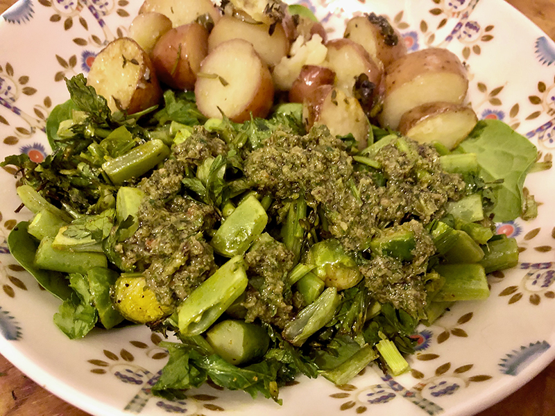 Grand Nadeel hop Kruiden met groenten geroosterd in de oven - Kook je Beter
