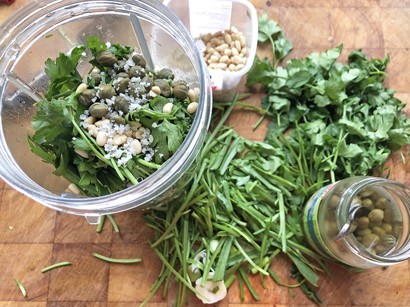 Vele schaaltjes en smaken geven een kleurrijke Mezze 1