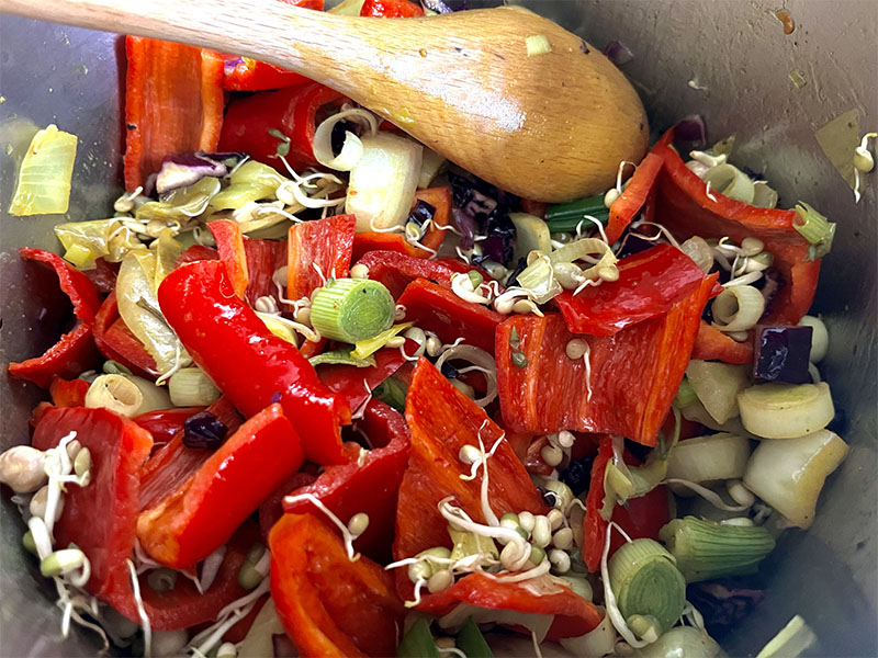 Soep van 1 kilo paprika’s en een ingedikte saus