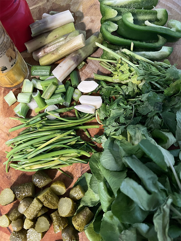 Broccoli, ui met kruiden gepureerd